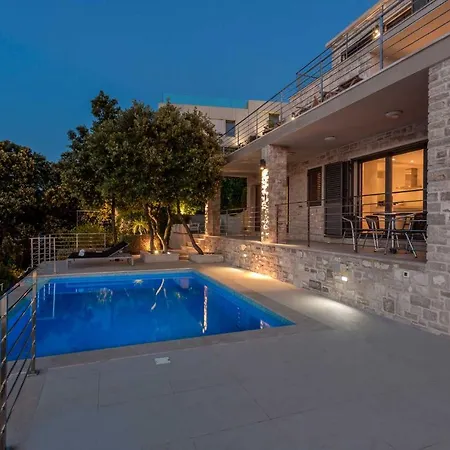 Villa Beautiful Korcula A Few Steps To The Sea Korcula Waterfront Korcula Town Zrnovo
