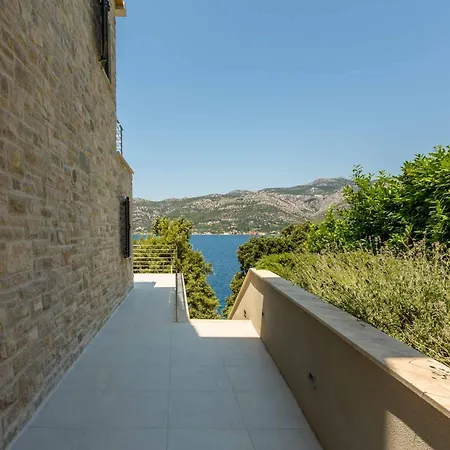 Beautiful Korcula A Few Steps To The Sea Korcula Waterfront